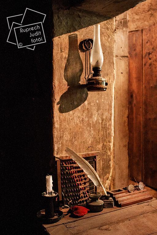 Rozmaringos Udvarhaz Dunafoldvar エクステリア 写真
